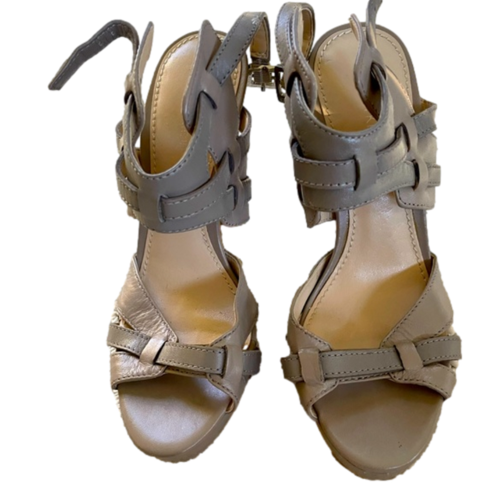 🌿Calvin Klein beige strappy sandals, 4.5” heels, size 5🌿